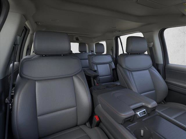 New 2026 Ford Expedition Active image 10