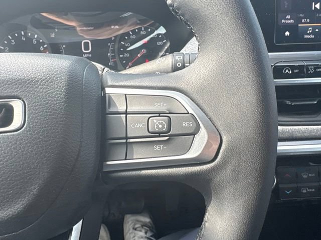 Used 2025 Jeep Compass Latitude AWD/4WD image 28