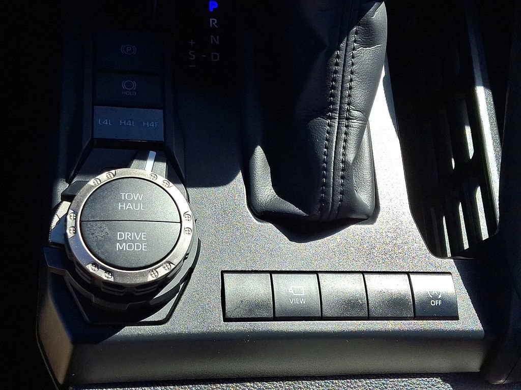 Used 2026 Toyota 4Runner Limited AWD/4WD image 26