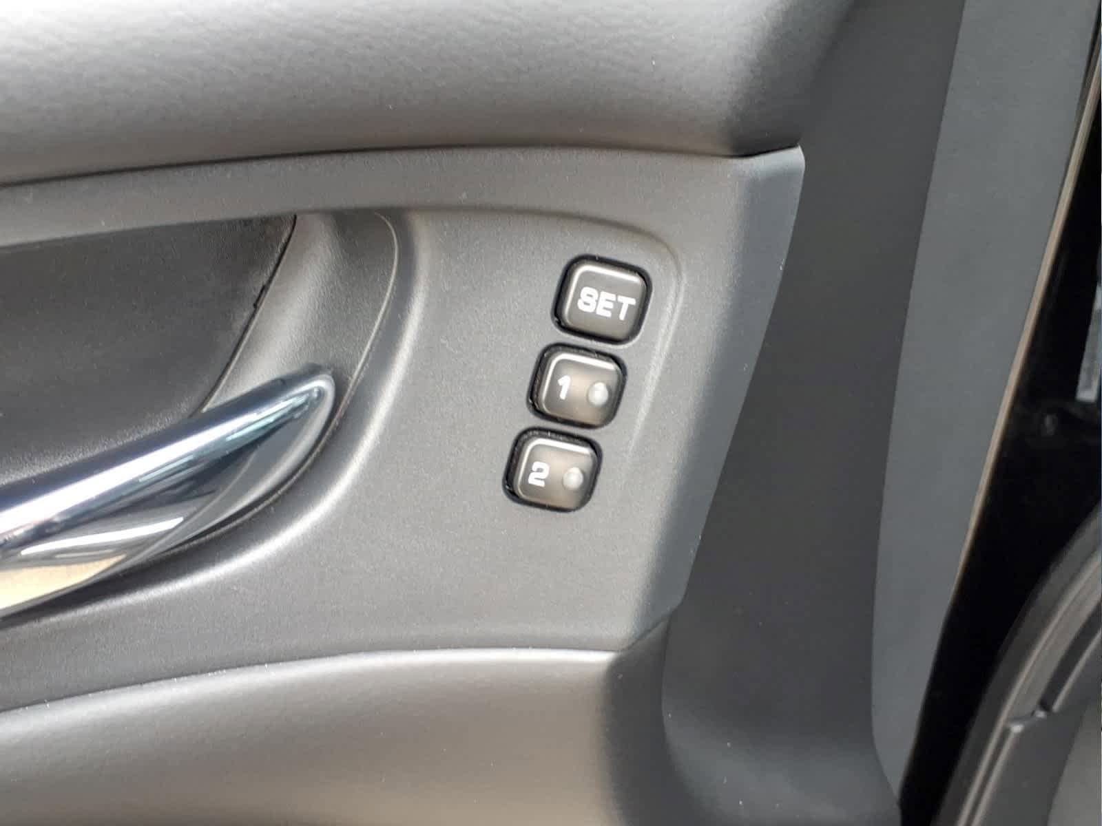 Used 2020 Nissan Murano SL FWD image 15