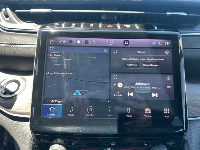 Used 2023 Jeep Grand Cherokee L Limited w/ Black Appearance Package AWD/4WD image 17