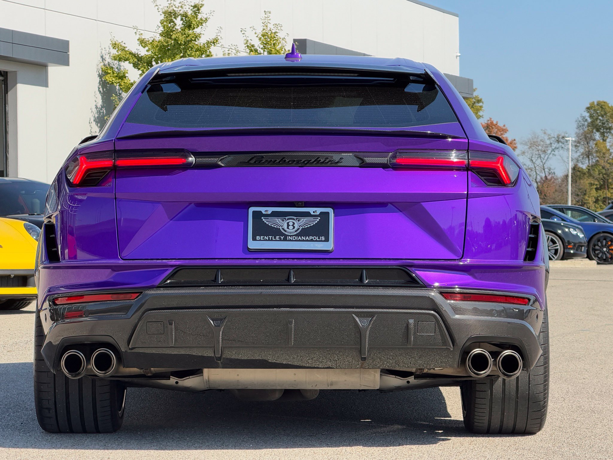 Used 2023 Lamborghini Urus Performante AWD/4WD image 6