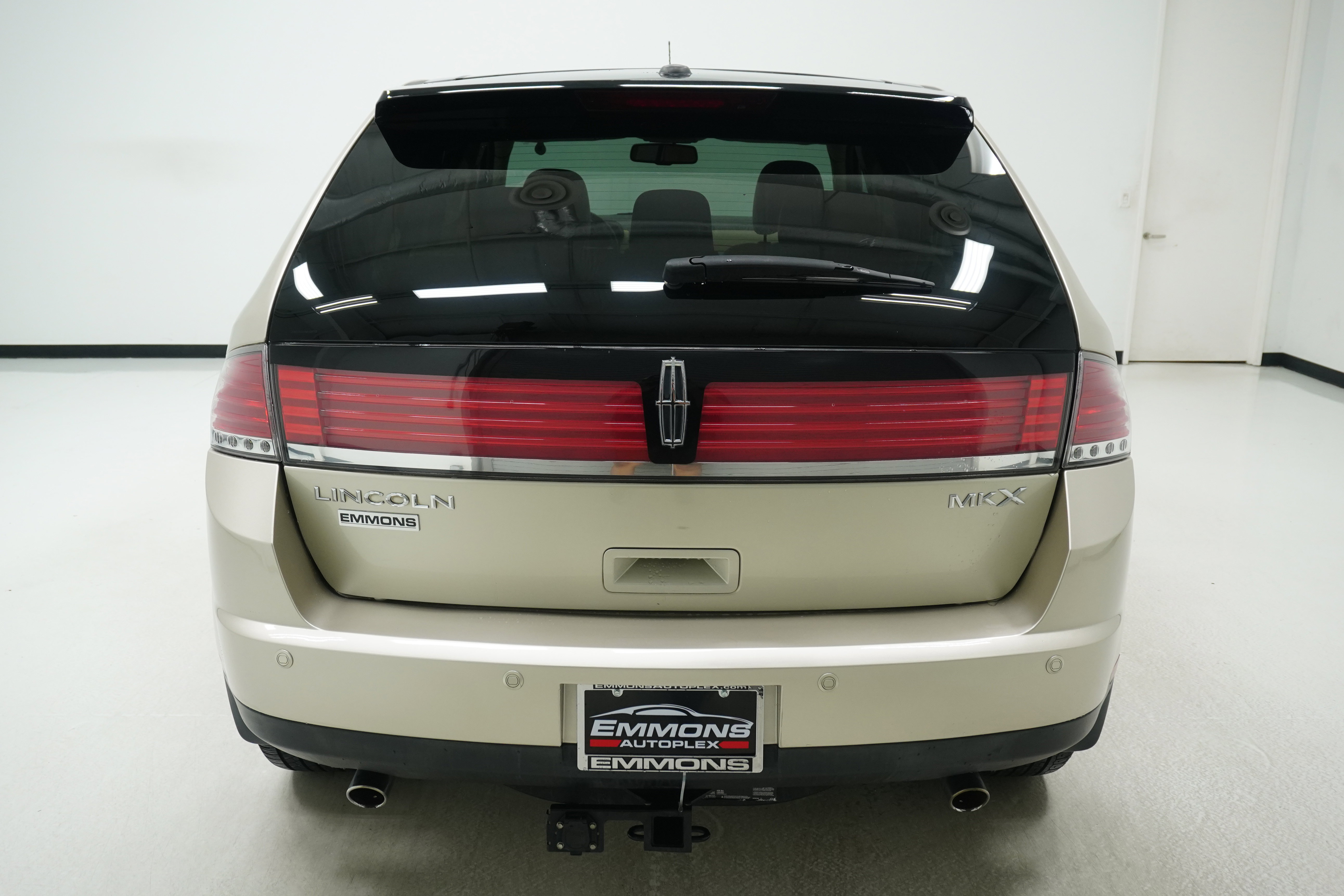 Used 2010 Lincoln MKX 2WD image 5