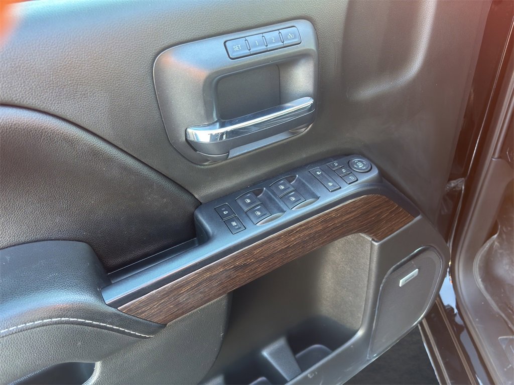 Used 2017 GMC Sierra 1500 Denali image 18