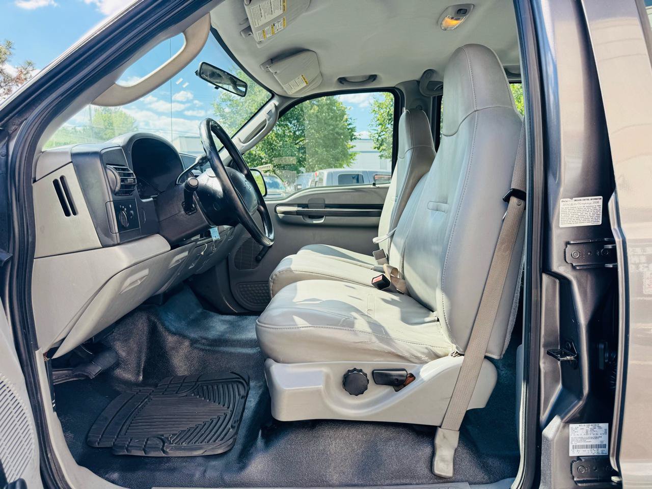 Used 2007 Ford F350 XLT AWD/4WD image 11