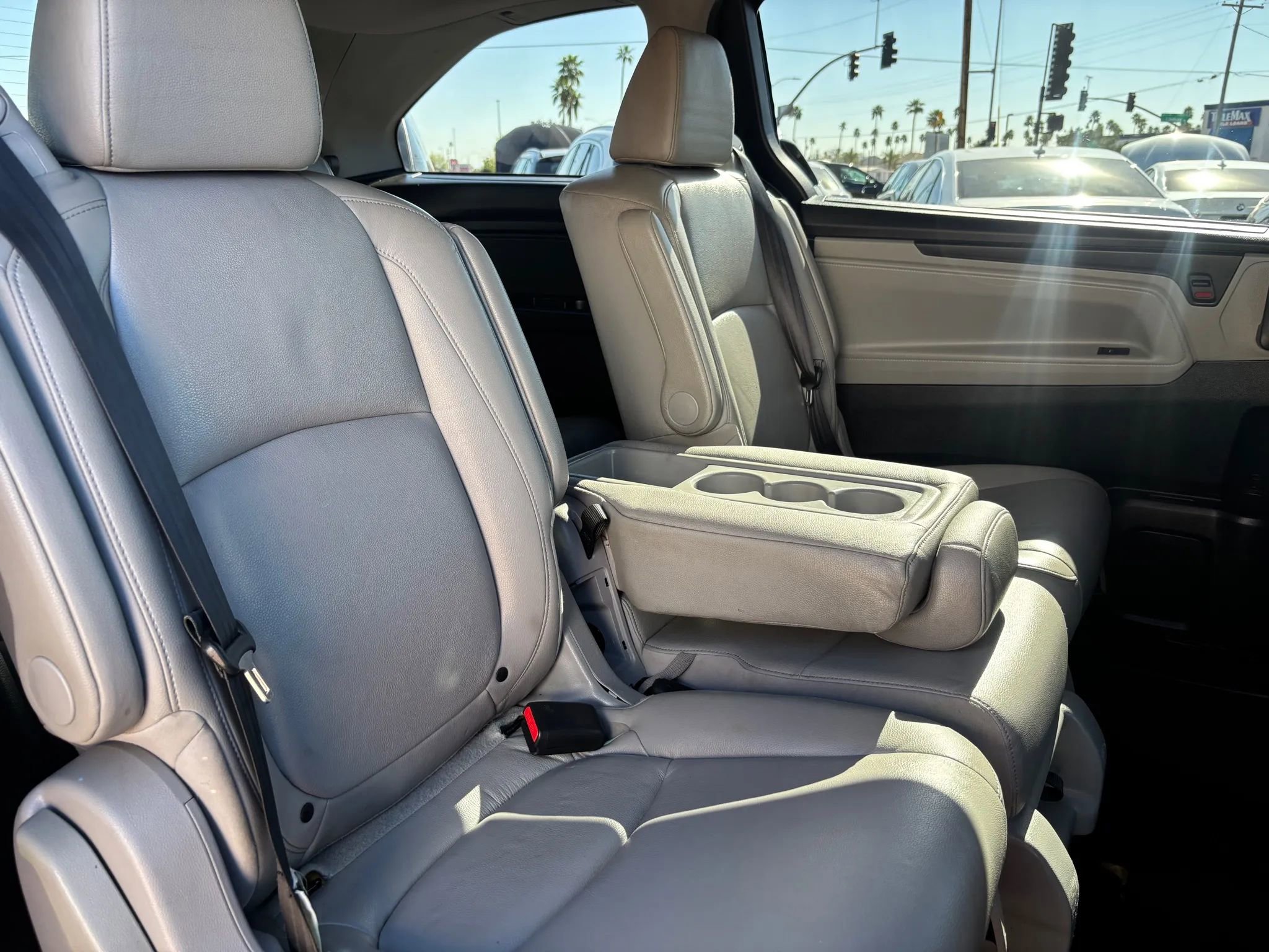 Used 2018 Honda Odyssey EX-L image 32