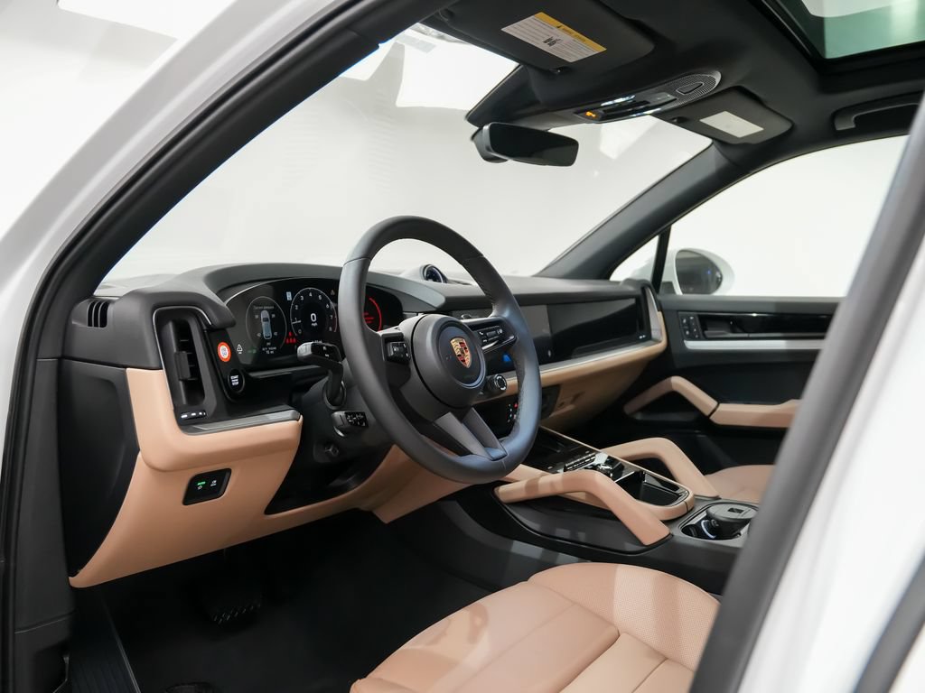 New 2026 Porsche Cayenne AWD/4WD image 4