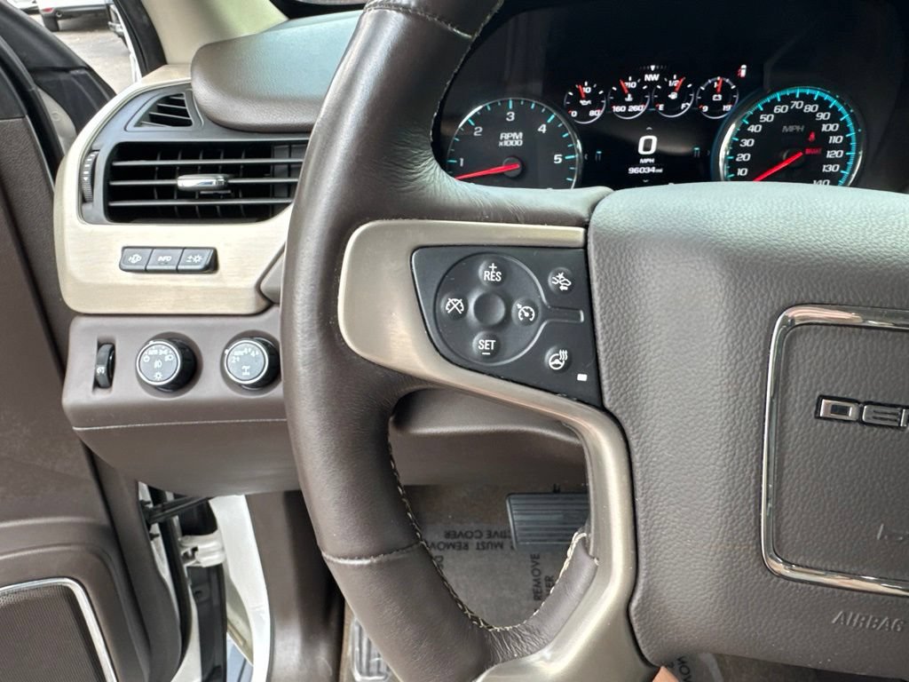 Used 2017 GMC Yukon Denali w/ Open Road Package AWD/4WD image 40