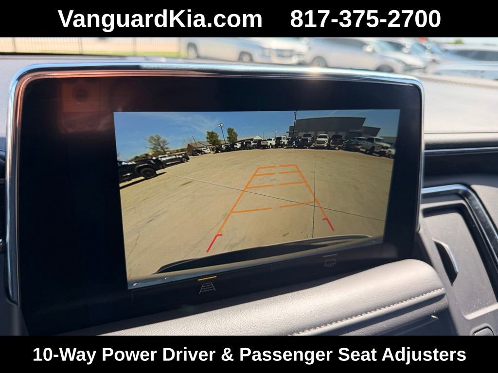 Used 2024 Chevrolet Suburban LT image 21