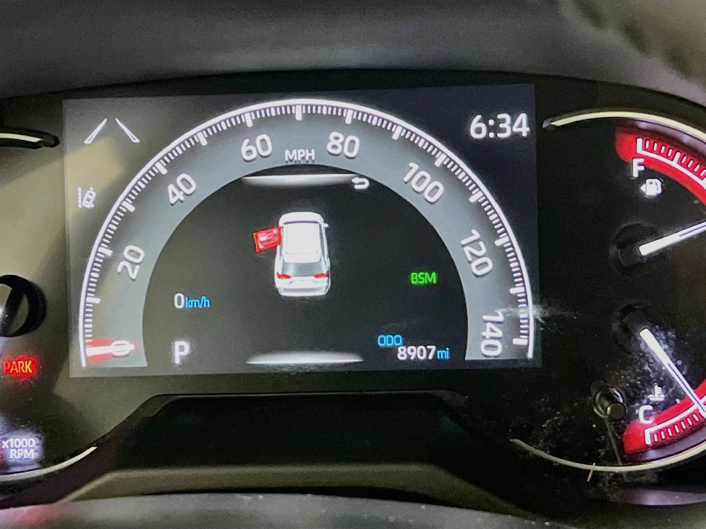 Used 2025 Toyota RAV4 XLE Premium w/ Weather Package FWD image 18