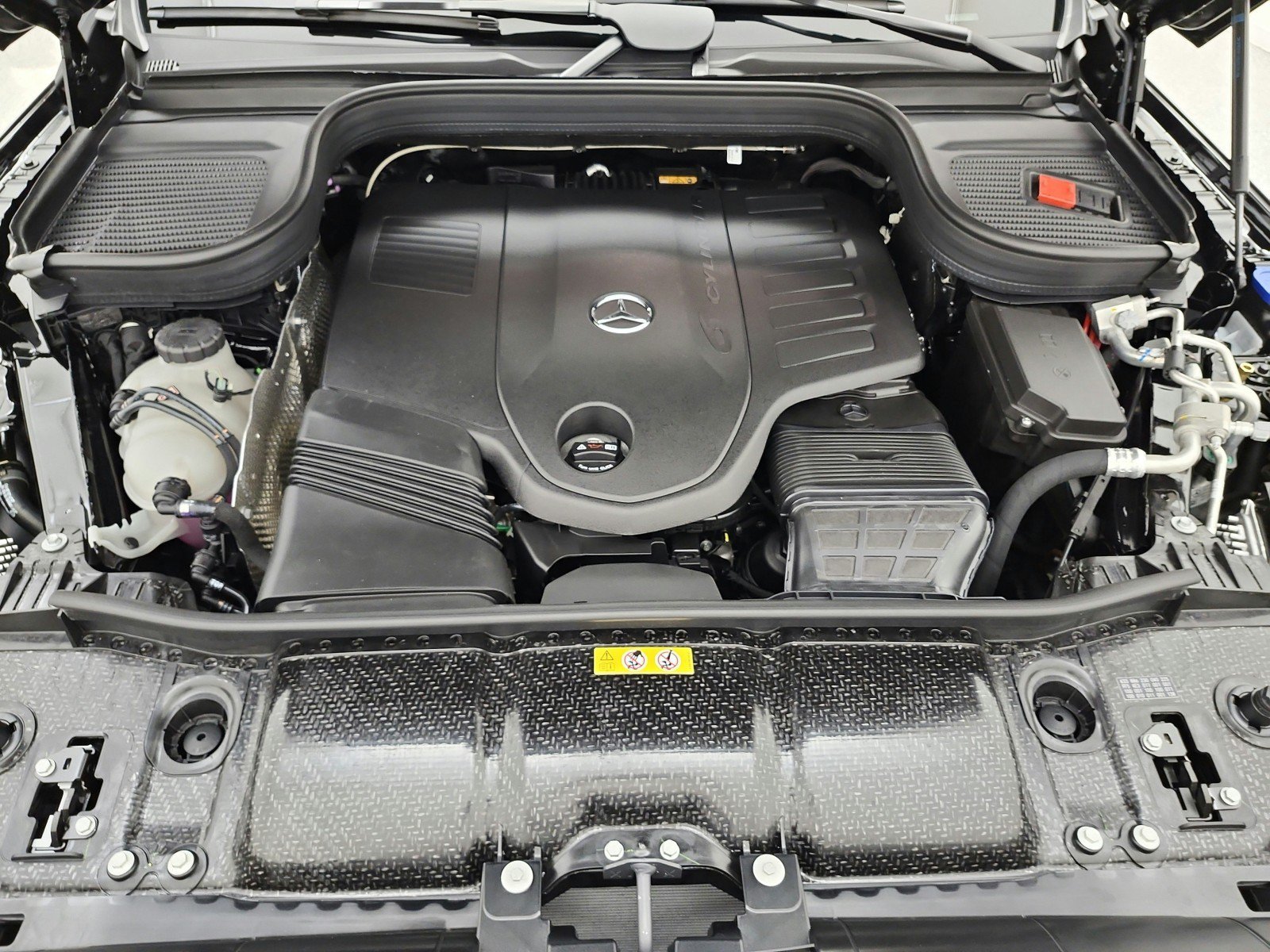 New 2026 Mercedes-Benz GLS 450 4MATIC image 12