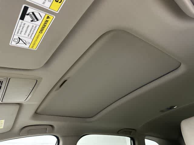 Used 2020 Honda CR-V Touring image 28