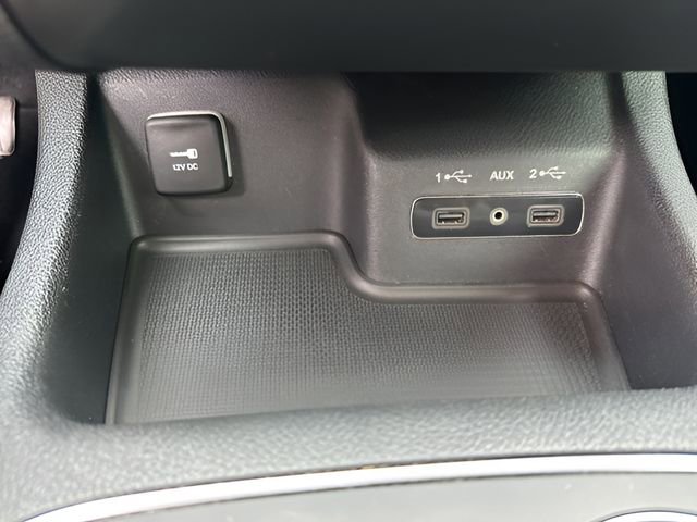 Used 2020 Dodge Durango SXT w/ 3rd Row Seating Group image 38