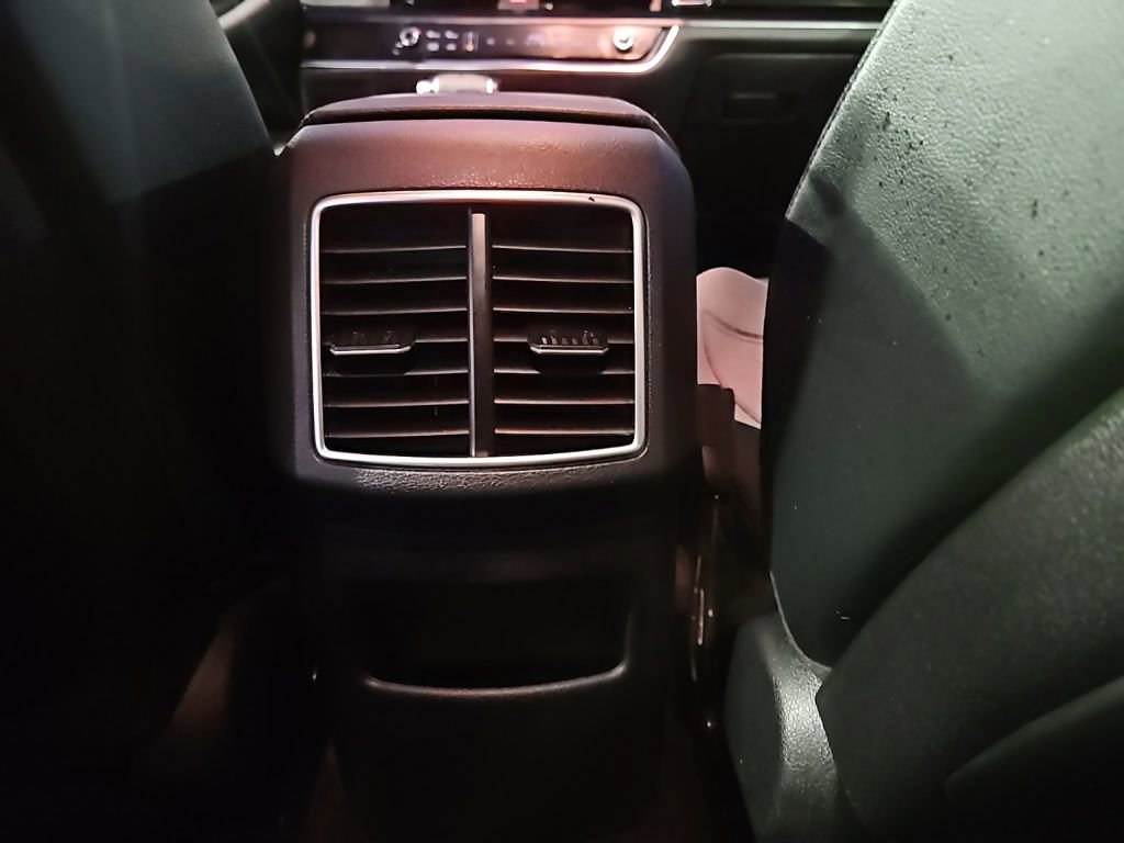 Used 2024 Kia Sportage EX image 29