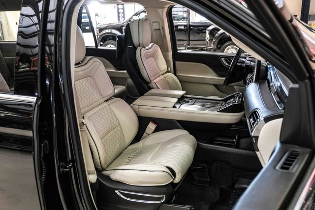 Used 2020 Lincoln Navigator L Black Label image 28