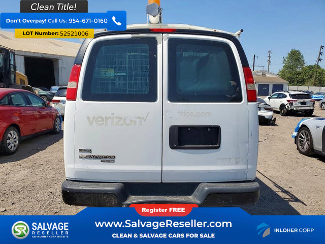Used 2011 Chevrolet Express 2500 RWD image 8