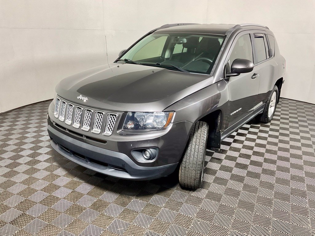 Used 2016 Jeep Compass Latitude AWD/4WD image 7