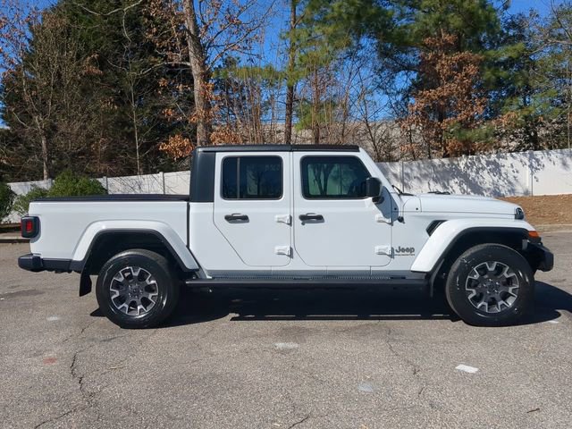 Used 2023 Jeep Gladiator Overland w/ Trailer Tow Package image 3