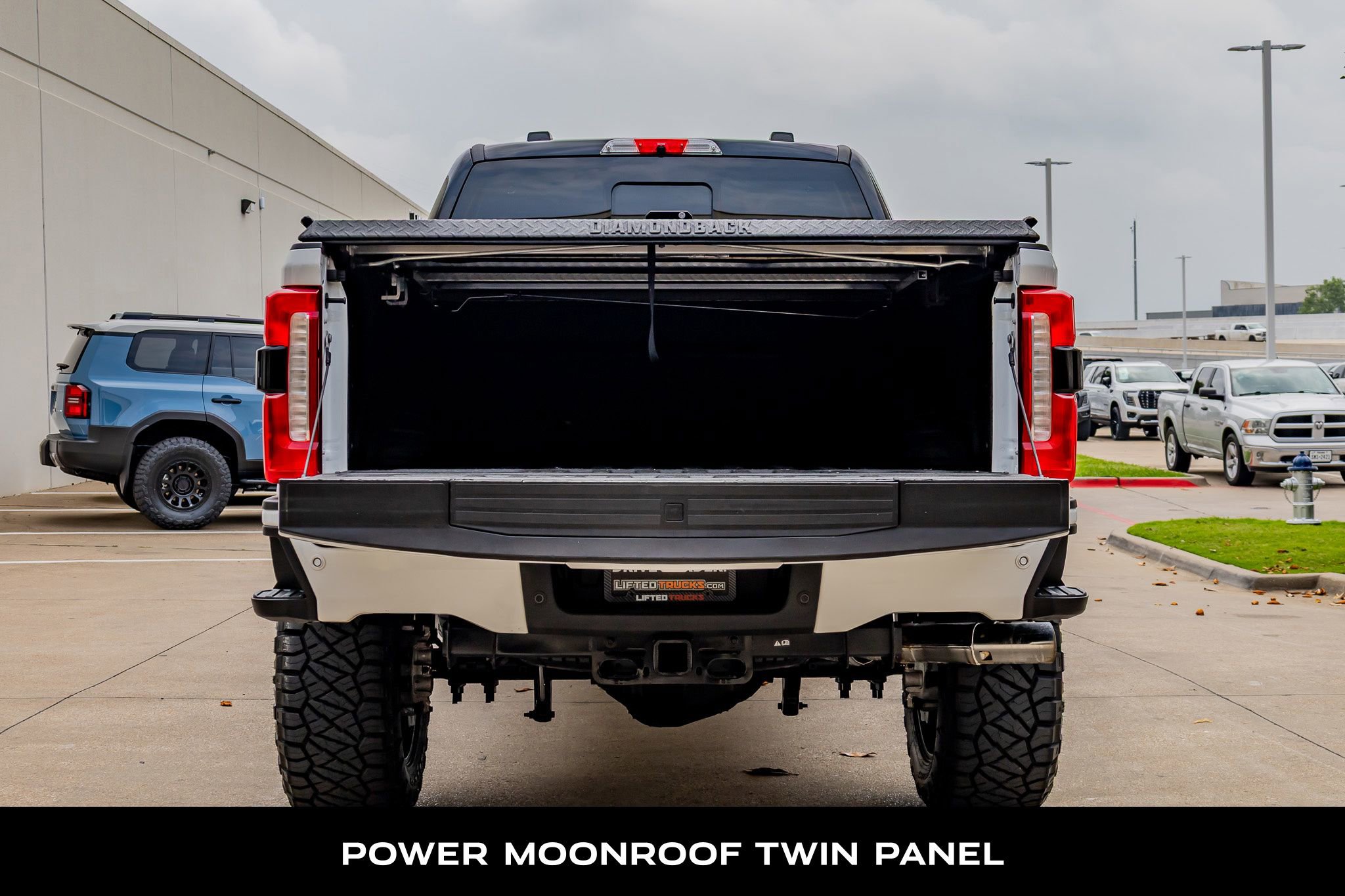 Used 2024 Ford F250 Lariat w/ Lariat Ultimate Package AWD/4WD image 8