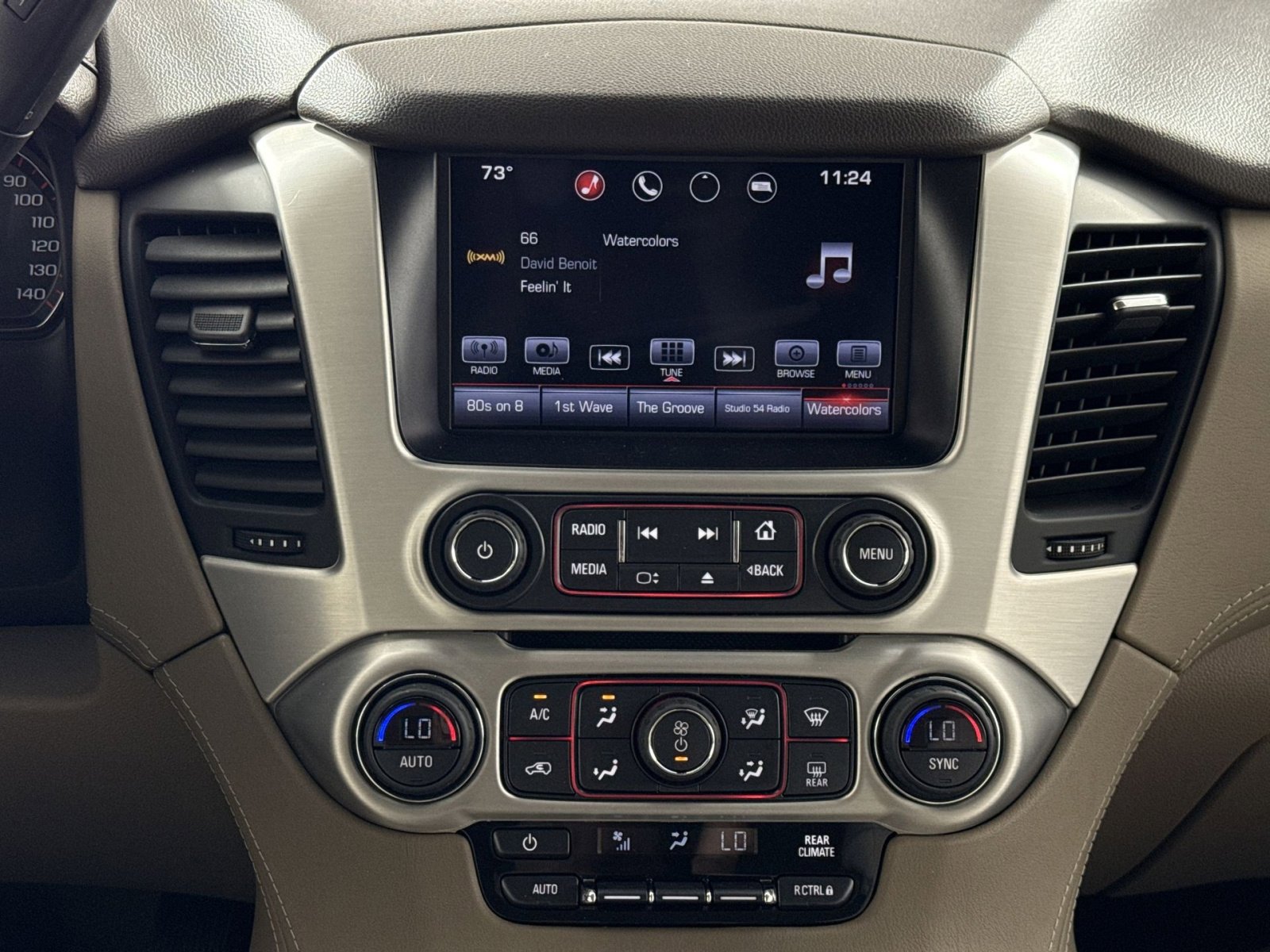 Used 2016 GMC Yukon SLE w/ HD Trailering Package AWD/4WD image 18