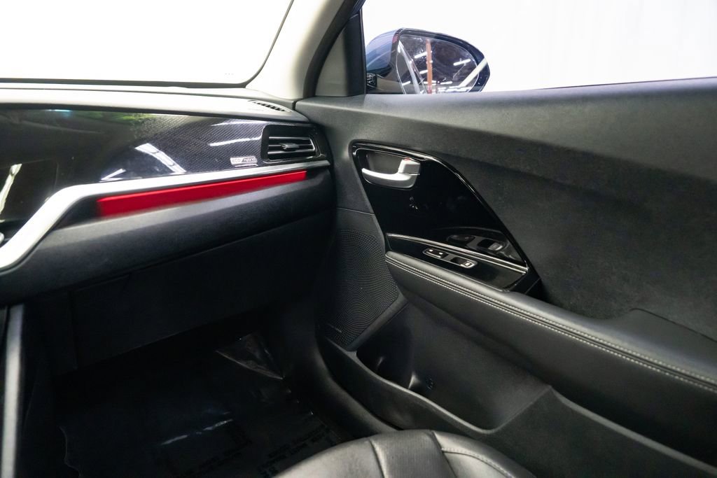 Used 2022 Kia Niro EX Premium FWD image 10