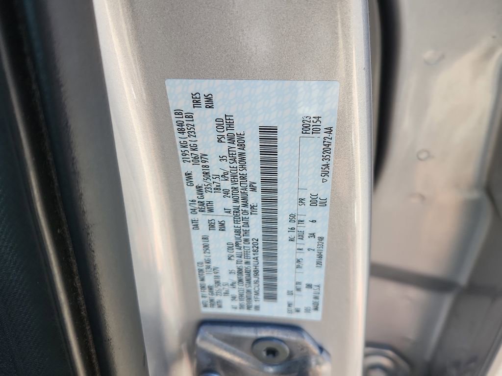 Used 2017 Ford Escape Titanium image 20