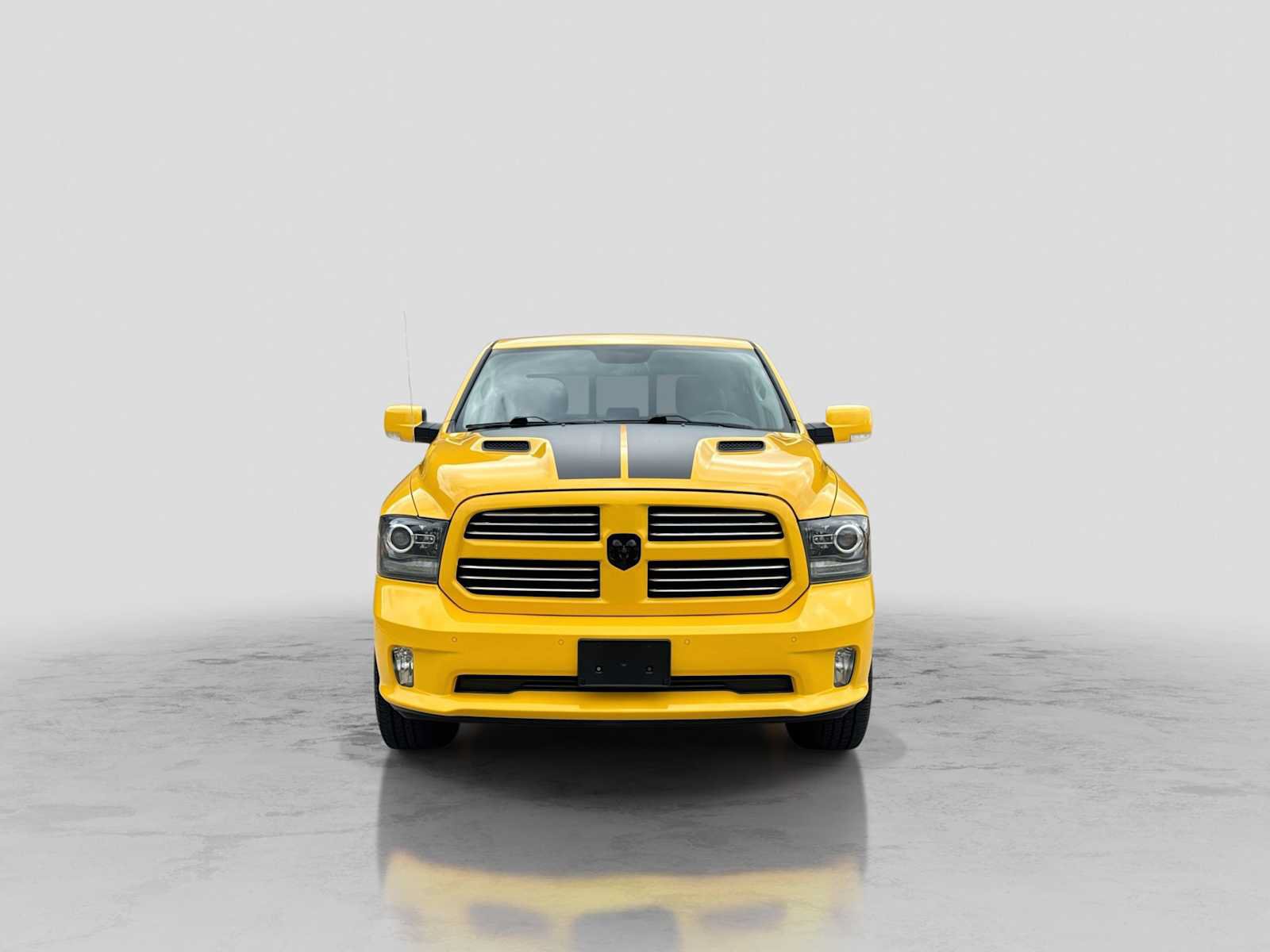 Used 2016 RAM 1500 Sport w/ Stinger Yellow Sport Package AWD/4WD image 9