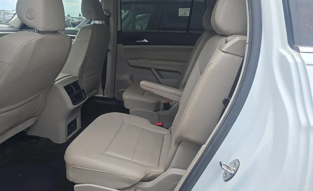 Used 2021 Volkswagen Atlas SE FWD image 6