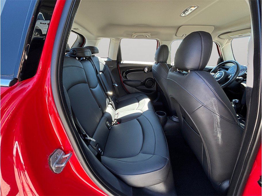 Used 2024 MINI Cooper S w/ Storage Package FWD image 33