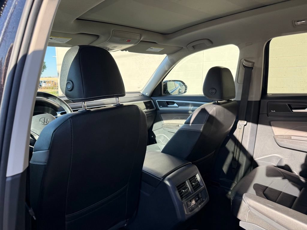 Used 2023 Volkswagen Atlas SEL Premium AWD/4WD image 21