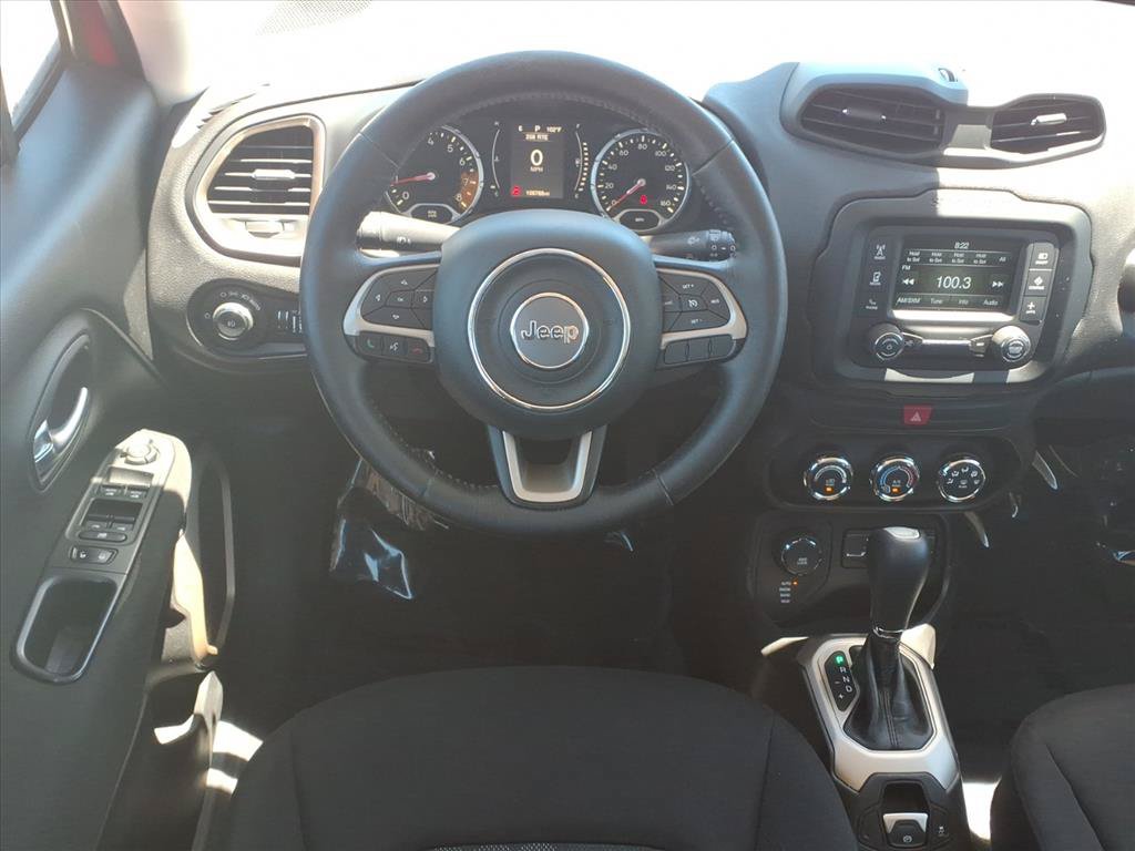 Used 2016 Jeep Renegade Latitude AWD/4WD image 3