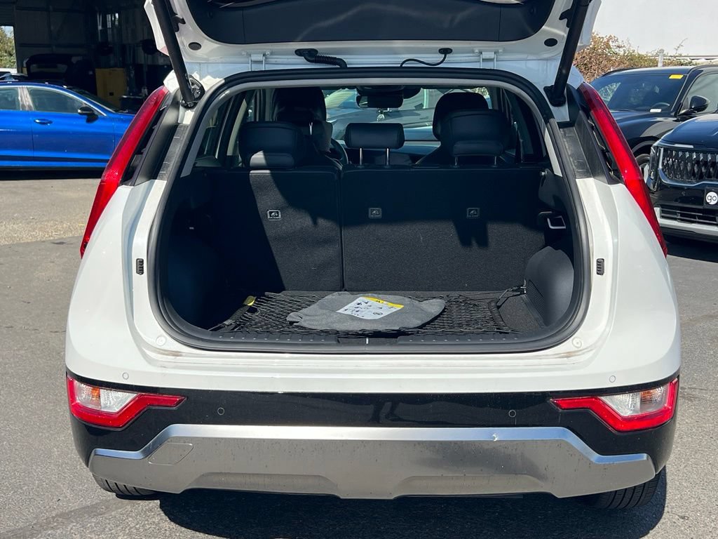 Certified 2024 Kia Niro FWD image 8