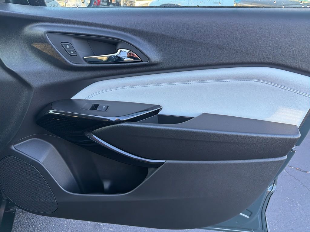 New 2026 Chevrolet Trax LT w/ Driver Confidence Package image 25