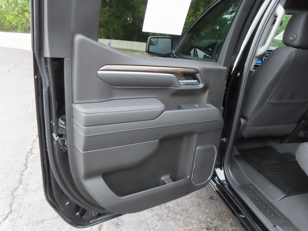 Certified 2025 Chevrolet Silverado 1500 LT image 32