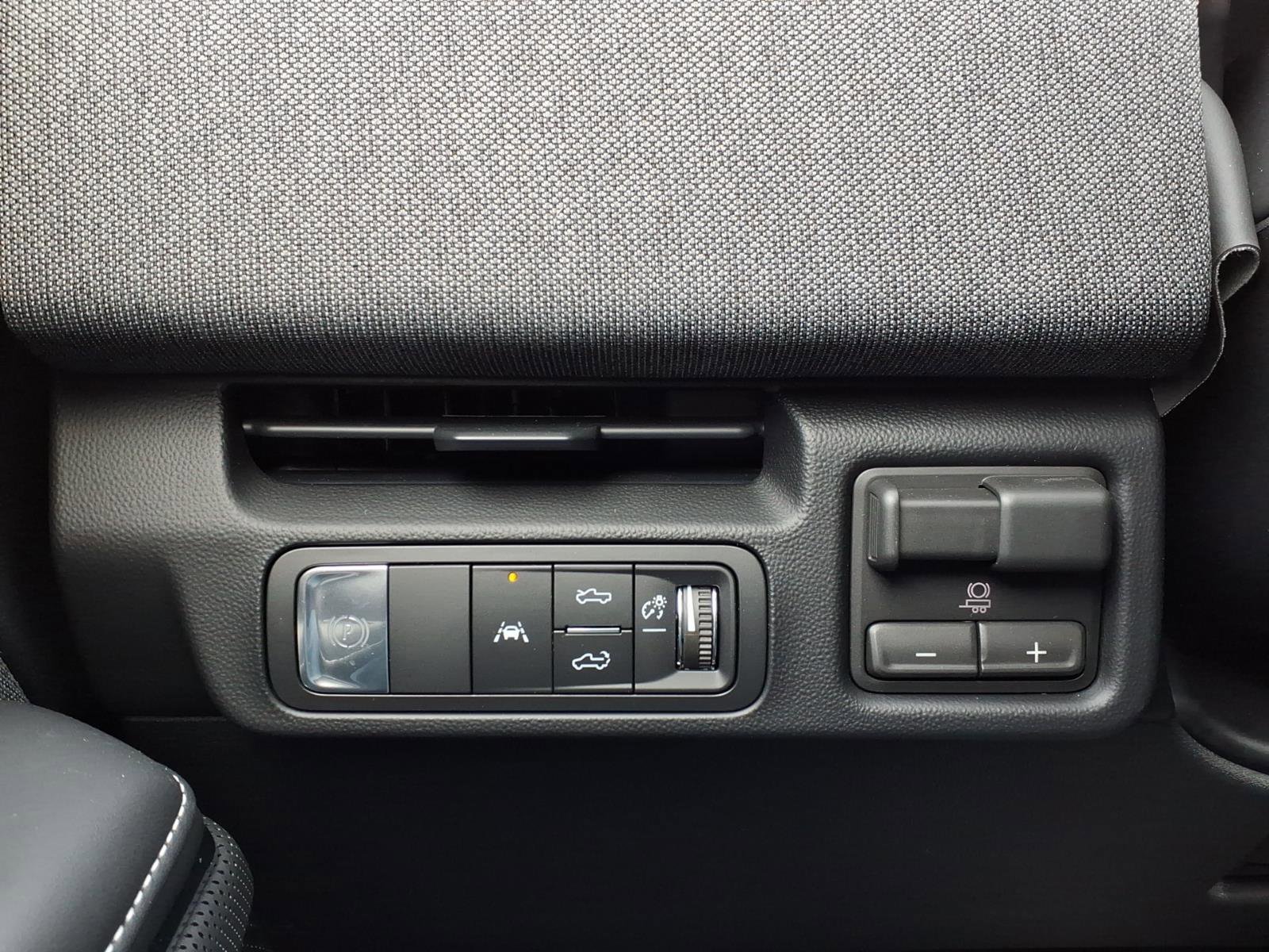 New 2026 GMC Sierra EV Elevation image 22