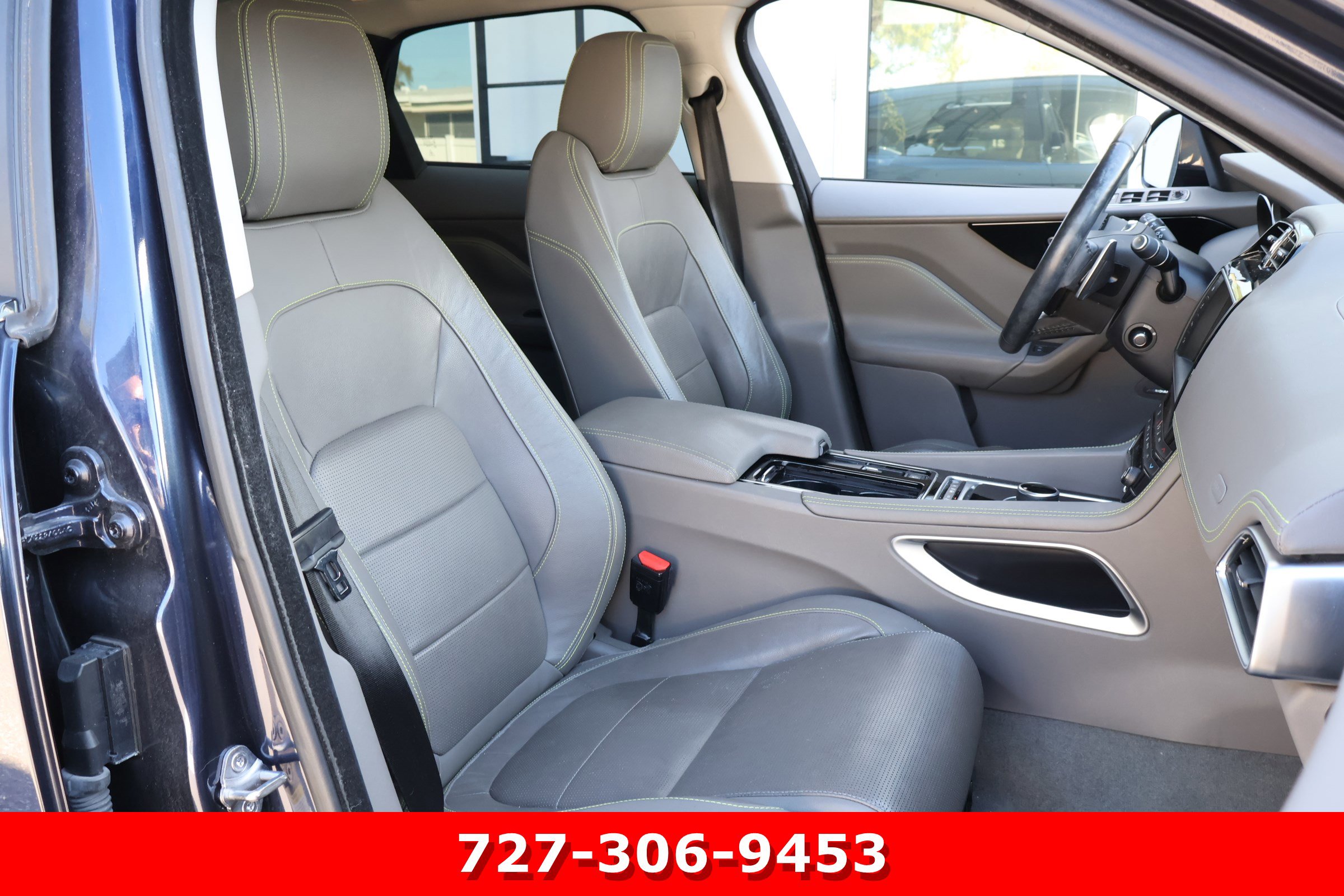 Used 2018 Jaguar F-PACE R-Sport image 21