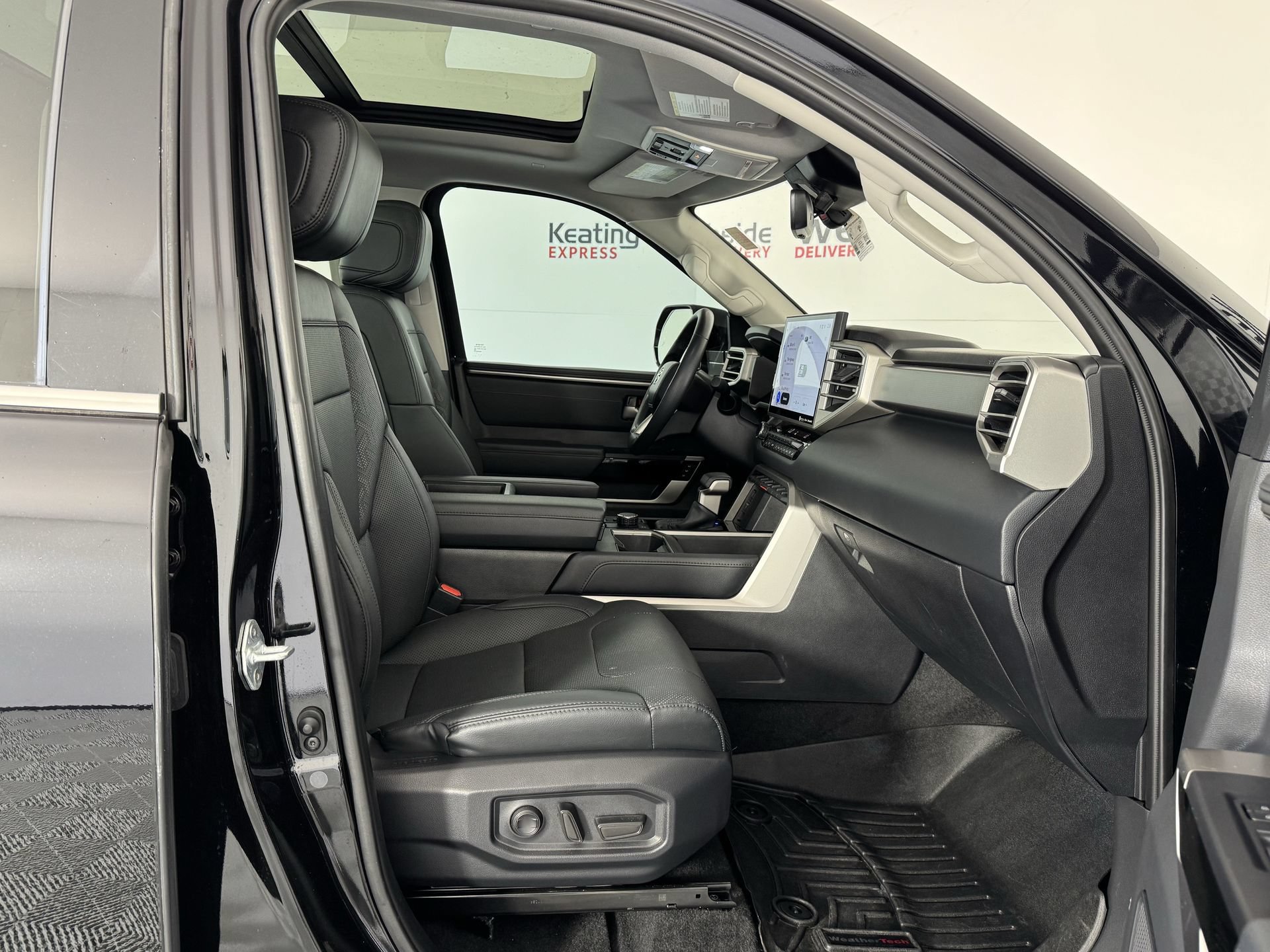 Used 2024 Toyota Tundra Limited w/ Power Package AWD/4WD image 21