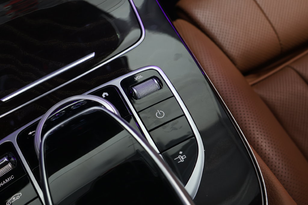 Used 2023 Mercedes-Benz E 450 Cabriolet image 31