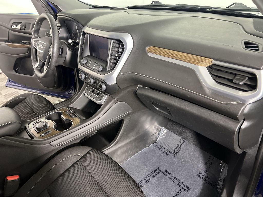Certified 2023 GMC Acadia SLE w/ Driver Convenience Package image 28