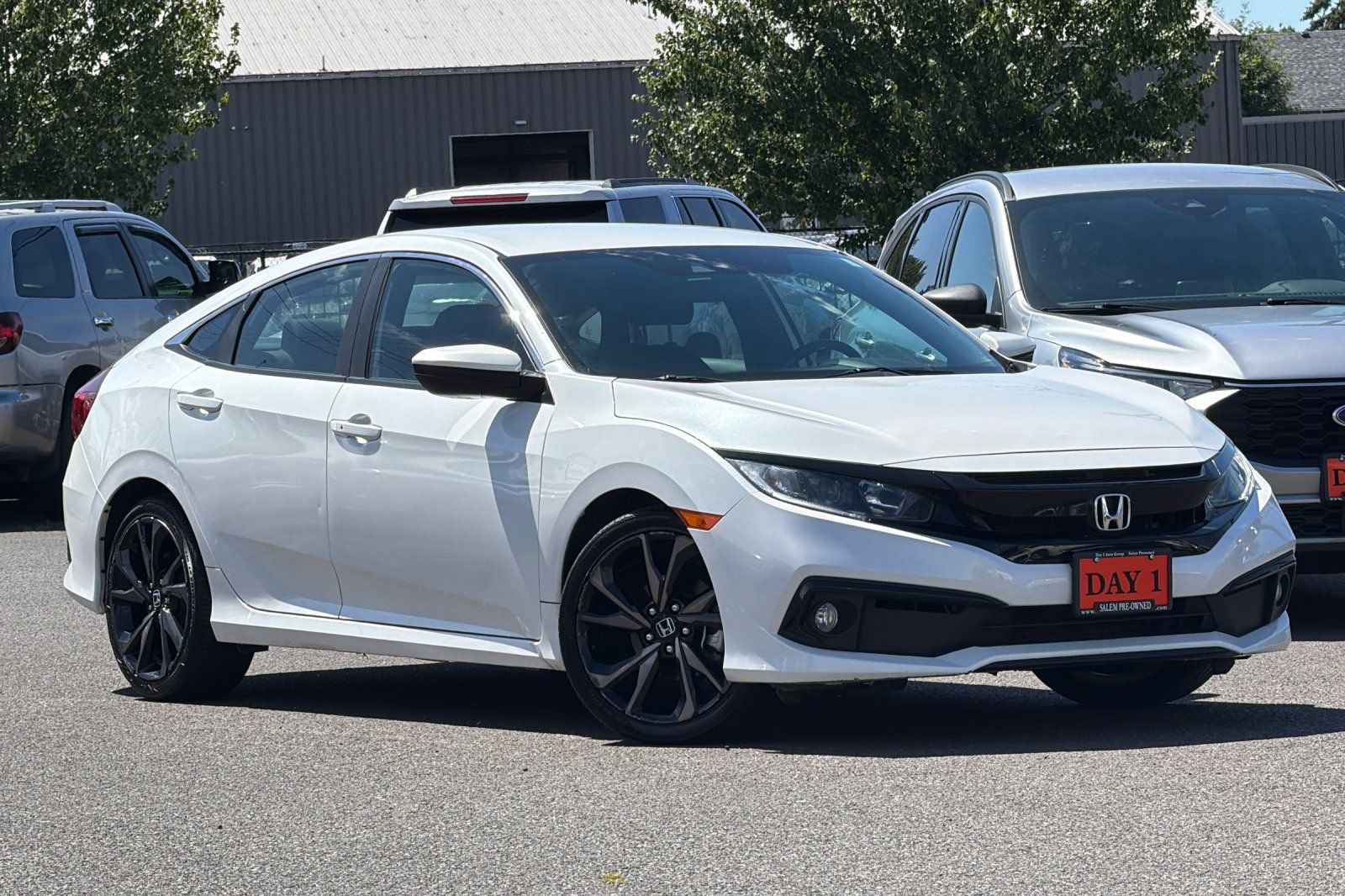 Used 2020 Honda Civic Sport image 2