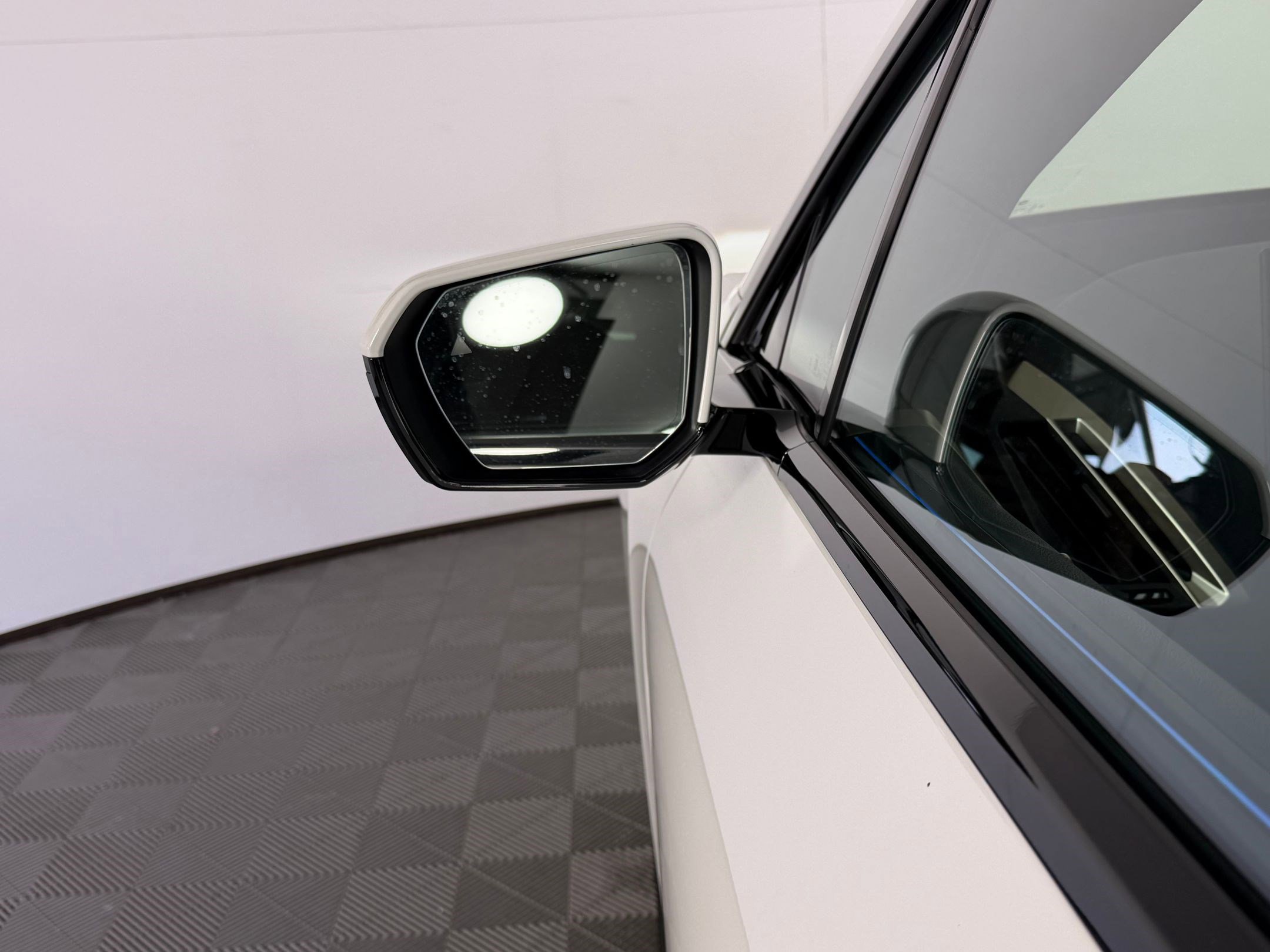 Certified 2022 BMW iX xDrive50 w/ Convenience Package image 24