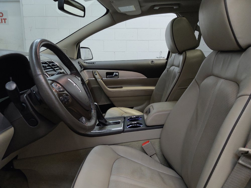 Used 2015 Lincoln MKX AWD w/ Equipment Group 102A image 17