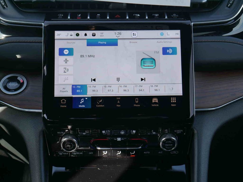 Used 2025 Jeep Grand Cherokee L Summit w/ Advanced Protech Group IV image 6