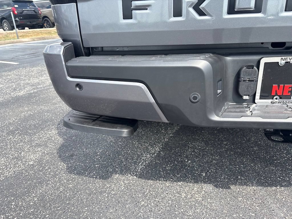 New 2027 Nissan Frontier SV w/ Tow Package AWD/4WD image 10