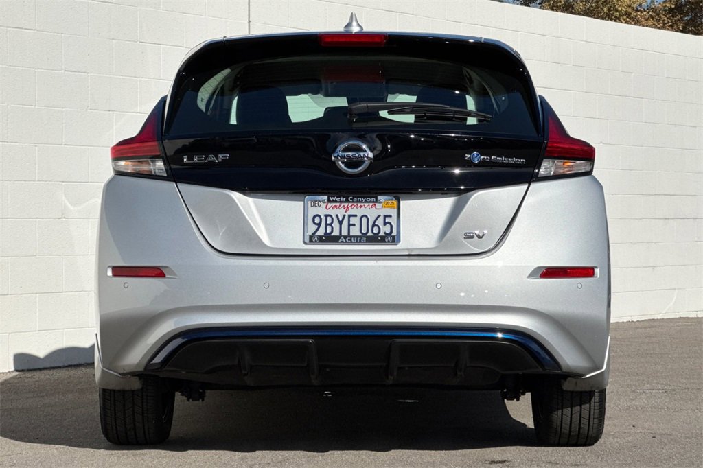 Used 2020 Nissan Leaf SV w/ SV Technology Package image 8