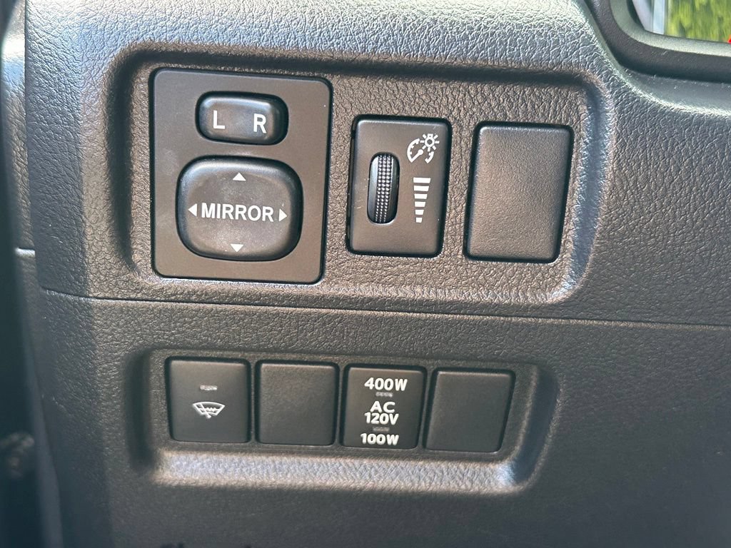 Used 2019 Toyota 4Runner SR5 Premium AWD/4WD image 28