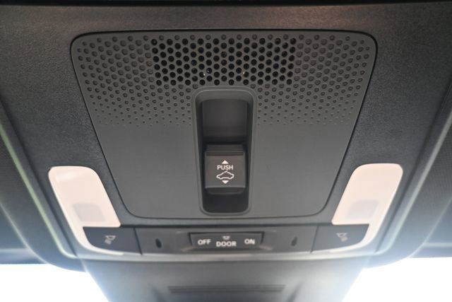 Used 2025 Honda CR-V Sport-L image 34