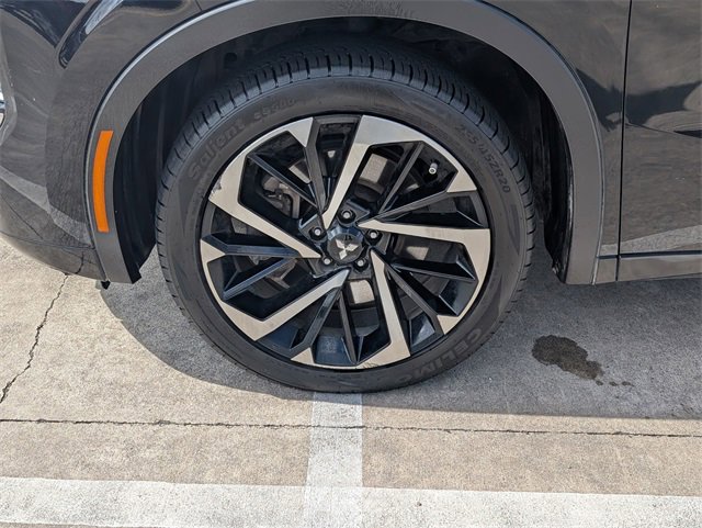 Used 2022 Mitsubishi Outlander SEL image 9