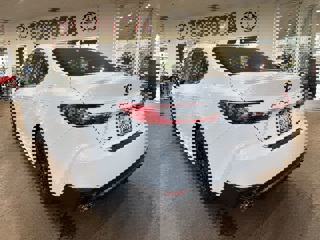 Certified 2025 Toyota Camry SE image 8