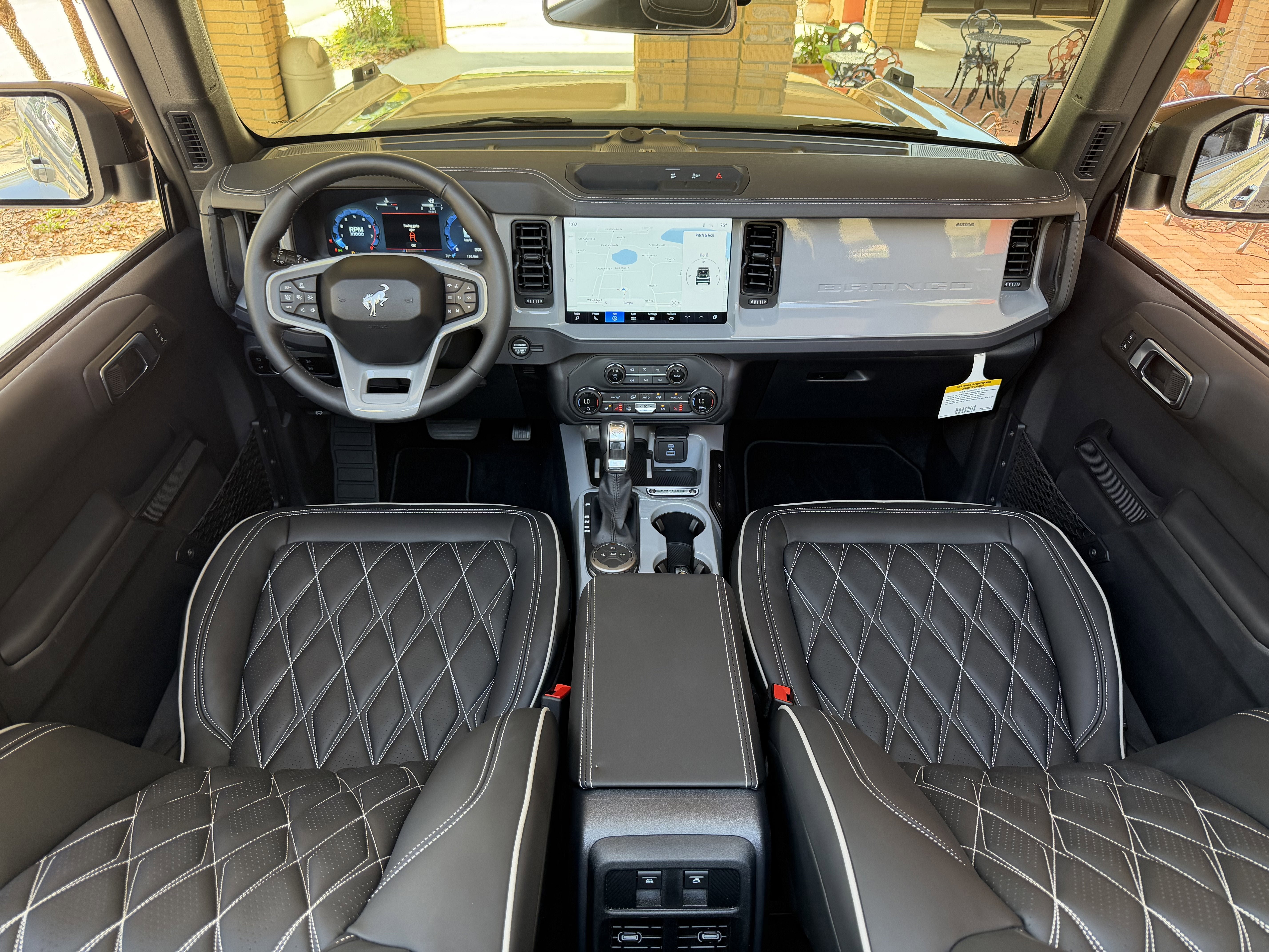 Used 2025 Ford Bronco Outer Banks AWD/4WD image 37